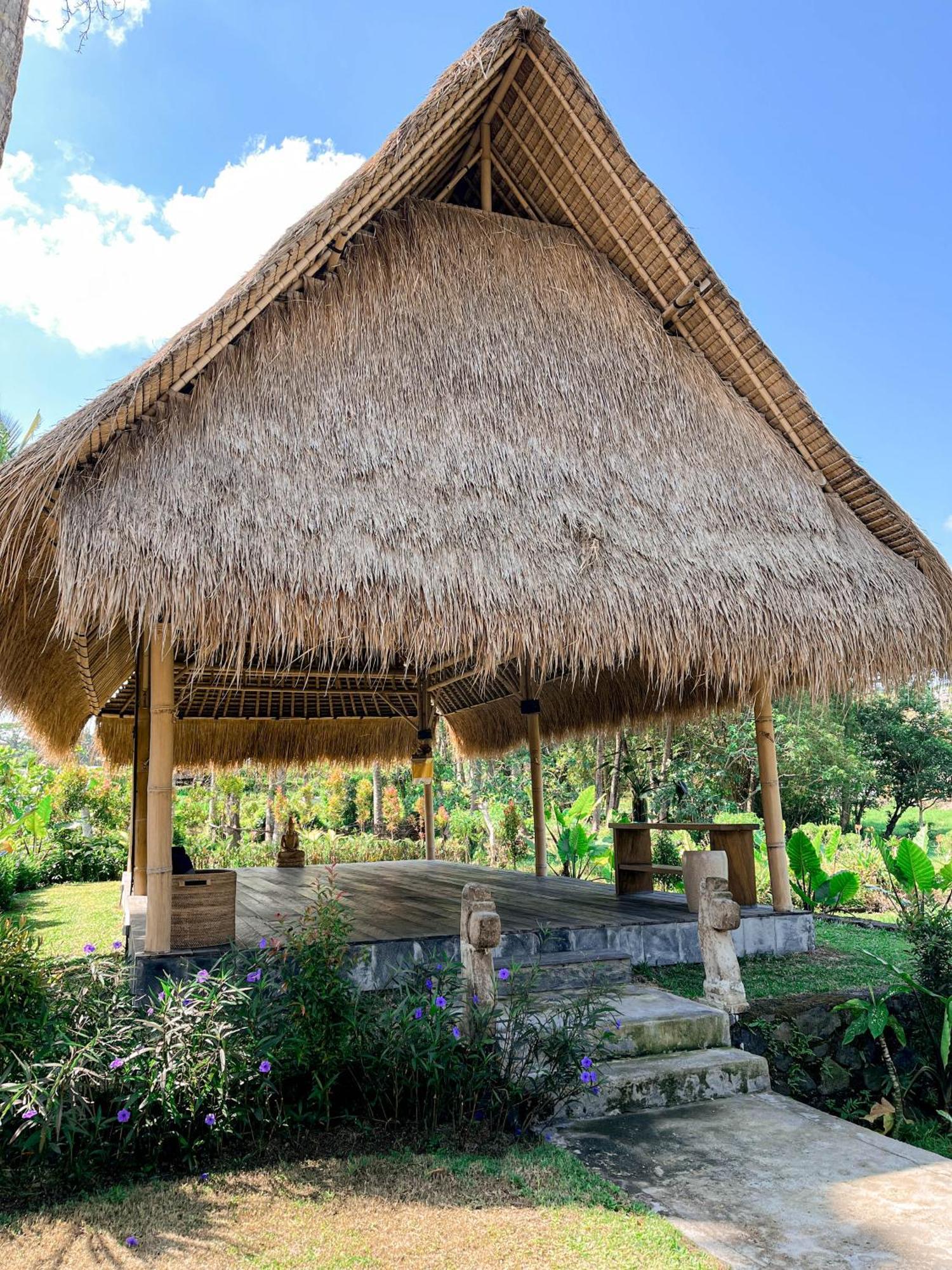 The Ubud Village Resort & Spa Exterior photo