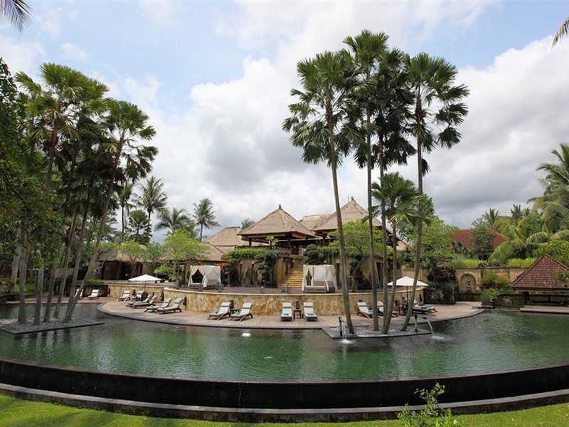 The Ubud Village Resort & Spa Exterior photo